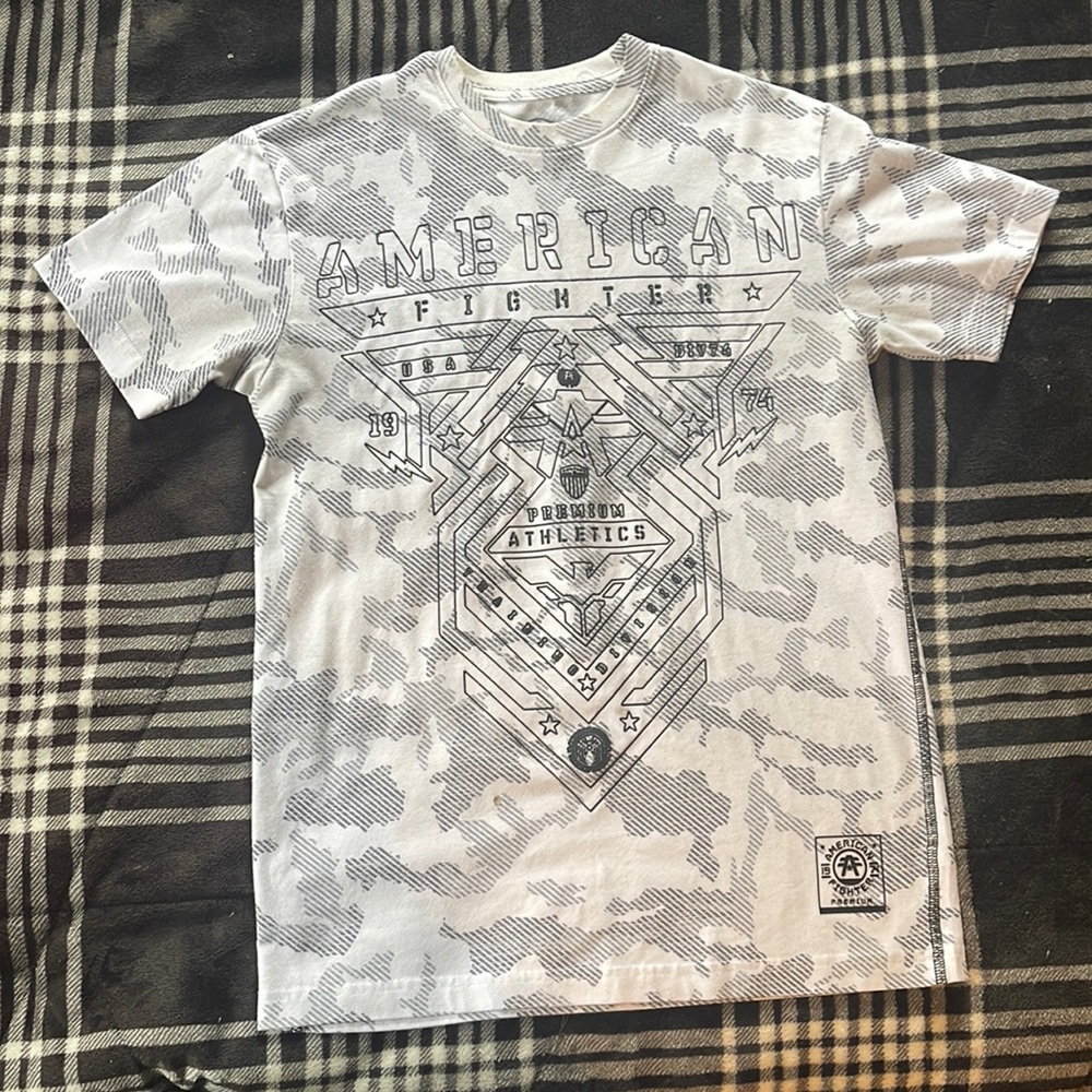 American fighter shirt, size small